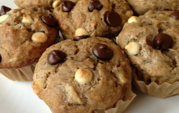 Gluten-Free Mini Chocolate Chip Muffins (Vegan, Dairy-Free) - Delightful  Adventures