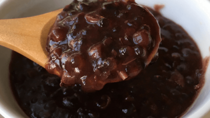 Red bean soup with glutinous black rice dessert nut free wok