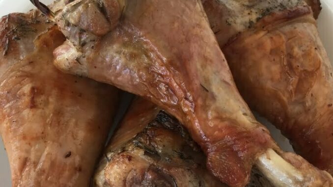 https://nutfreewok.com/wp-content/uploads/2017/11/Roasted-Turkey-Drumsticks-678x381.jpg